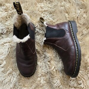 Doc Marten's Women's Size 11 Lined Slip On Leather Winter Chelsea Boots